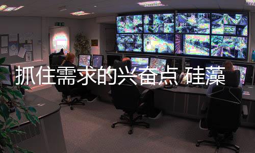 顾客跟她说	："你说得很好