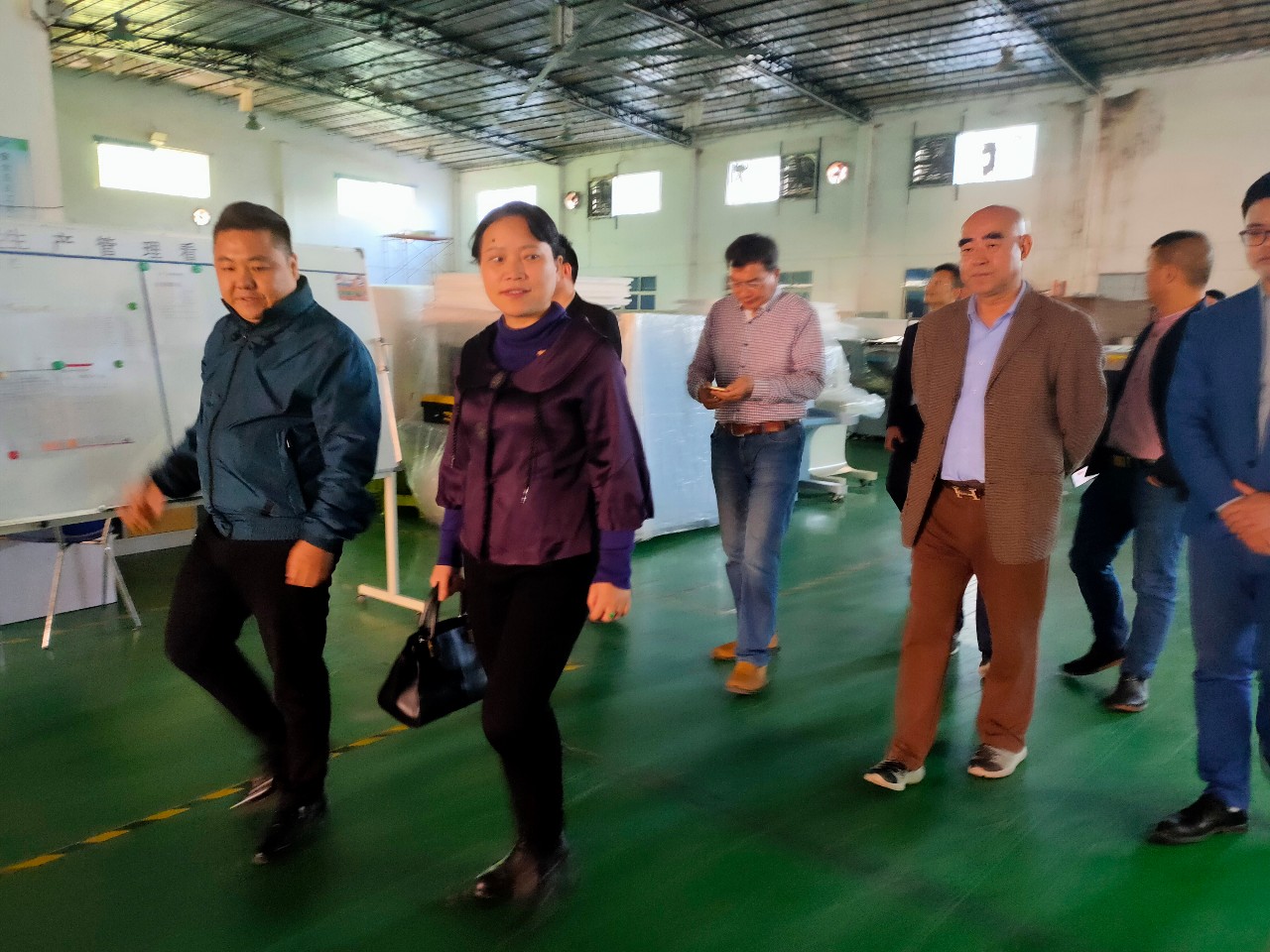 东城政法委领导率队考察指导k8.com科技集团“平安文化”建设情况