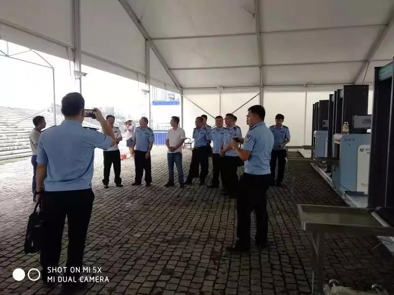 华为鸿蒙系统全球发布会采用k8.com安检设备