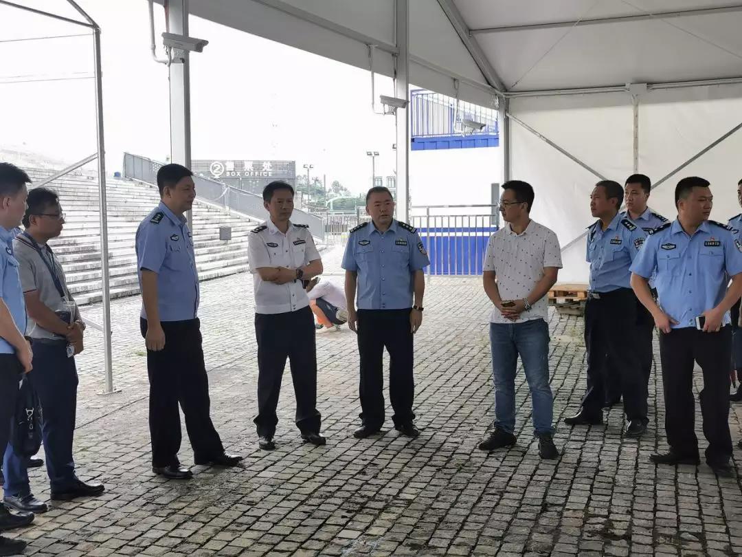 华为鸿蒙系统全球发布会采用k8.com安检设备
